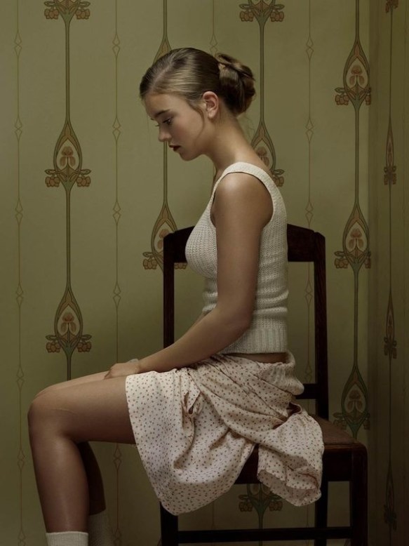 Laura with Erwin Olaf Key Hole