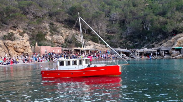 Trommelconcert op het strand van Benirras Ibiza