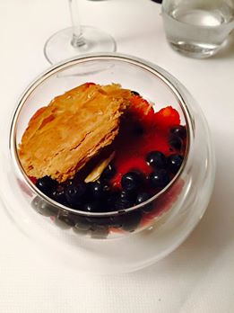 Heerlijk toetje....met besjes uit de streek